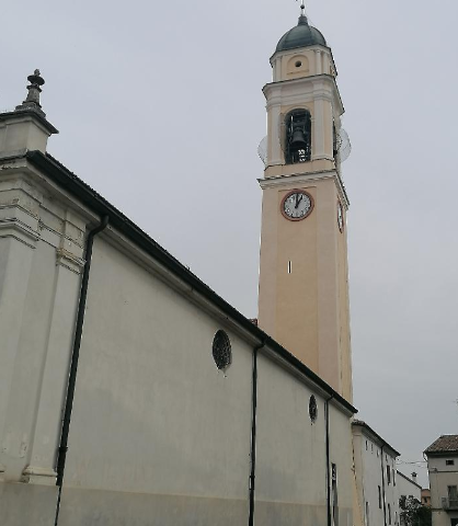 Contributo alla Parrocchia per il restauro del campanile.